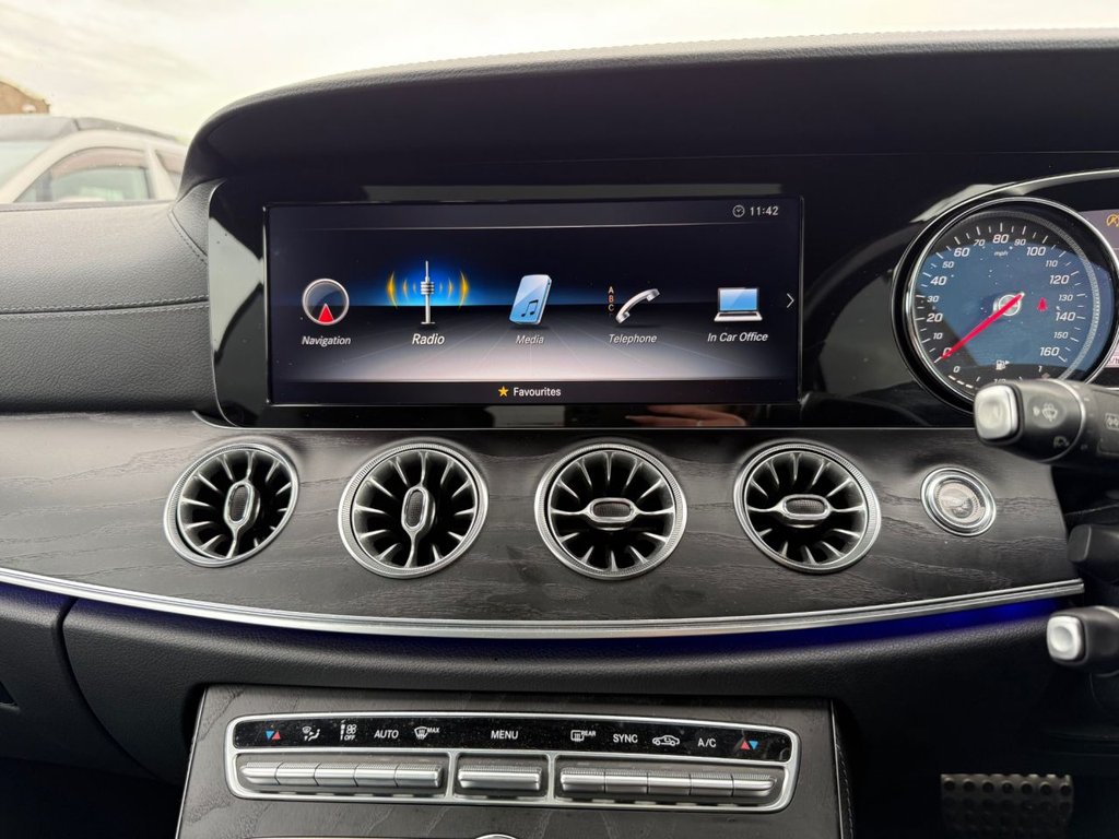 Used Mercedes-Benz E Class 2018 for sale - 76454041: Photo 32