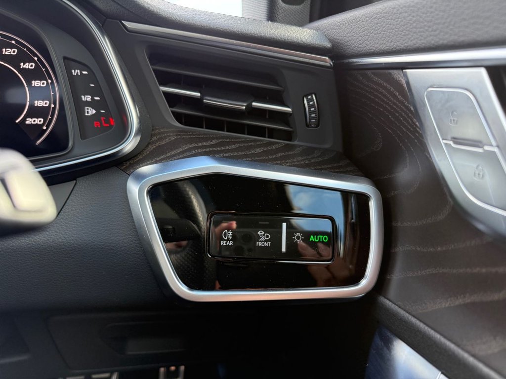 Used Audi RS6 Avant 2021 for sale - 75973770: Photo 35