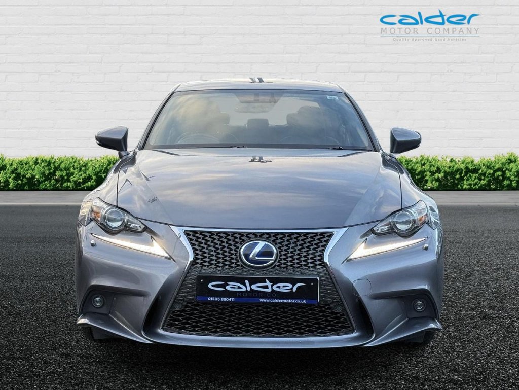Used Lexus IS 2015 for sale - 76867192: Photo 4