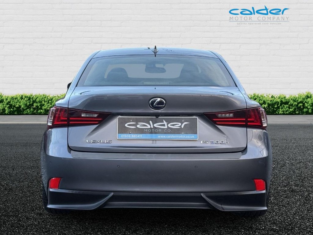Used Lexus IS 2015 for sale - 76867192: Photo 5