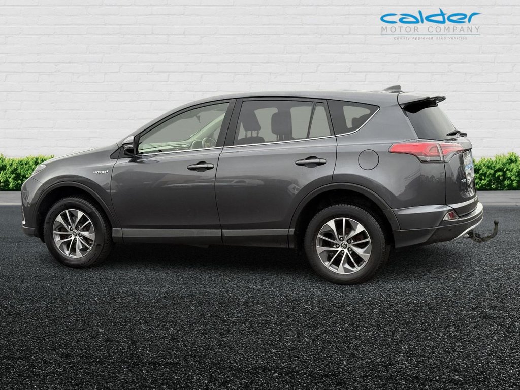 Used Toyota RAV4 2018 for sale - 77038066: Photo 12