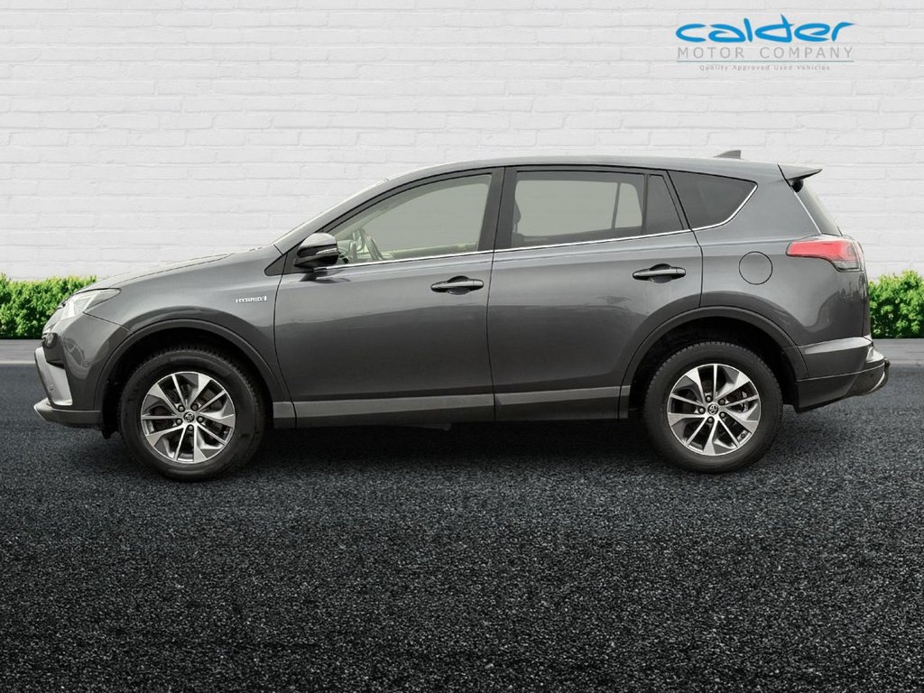 Used Toyota RAV4 2018 for sale - 77038066: Photo 14