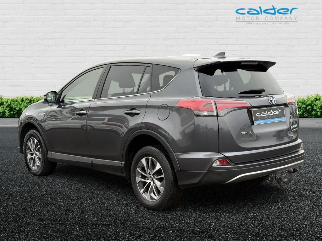 Used Toyota RAV4 2018 for sale - 77038066: Photo 16