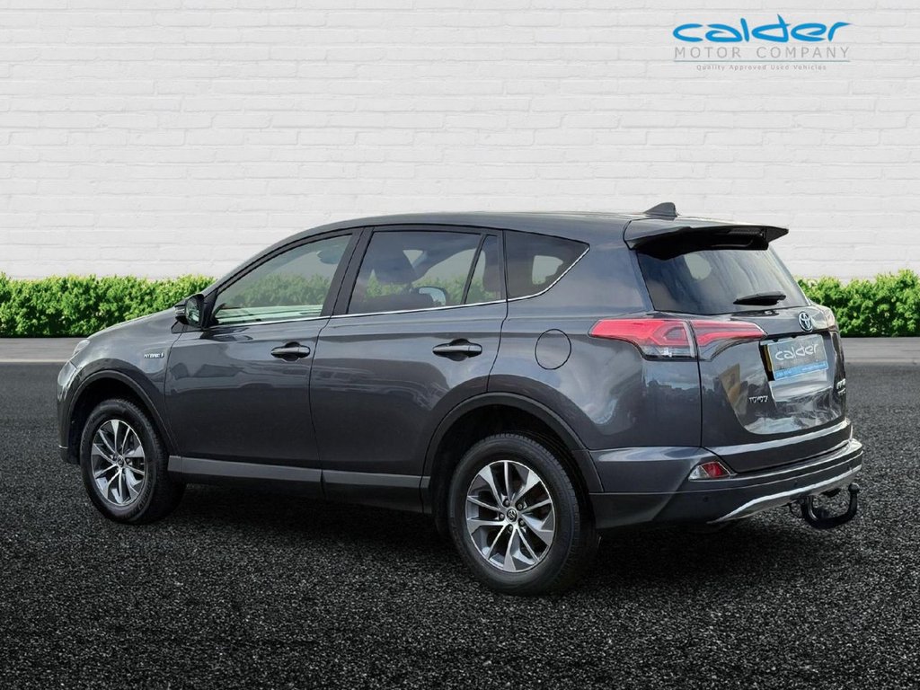 Used Toyota RAV4 2018 for sale - 77038066: Photo 23