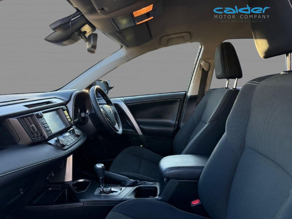 Used Toyota RAV4 2018 for sale - 77038066: Photo 40