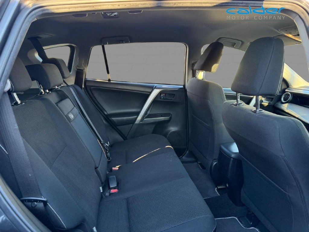 Used Toyota RAV4 2018 for sale - 77038066: Photo 44