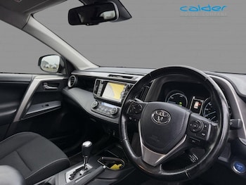 Used Toyota RAV4 2018 for sale - 77038066: Photo