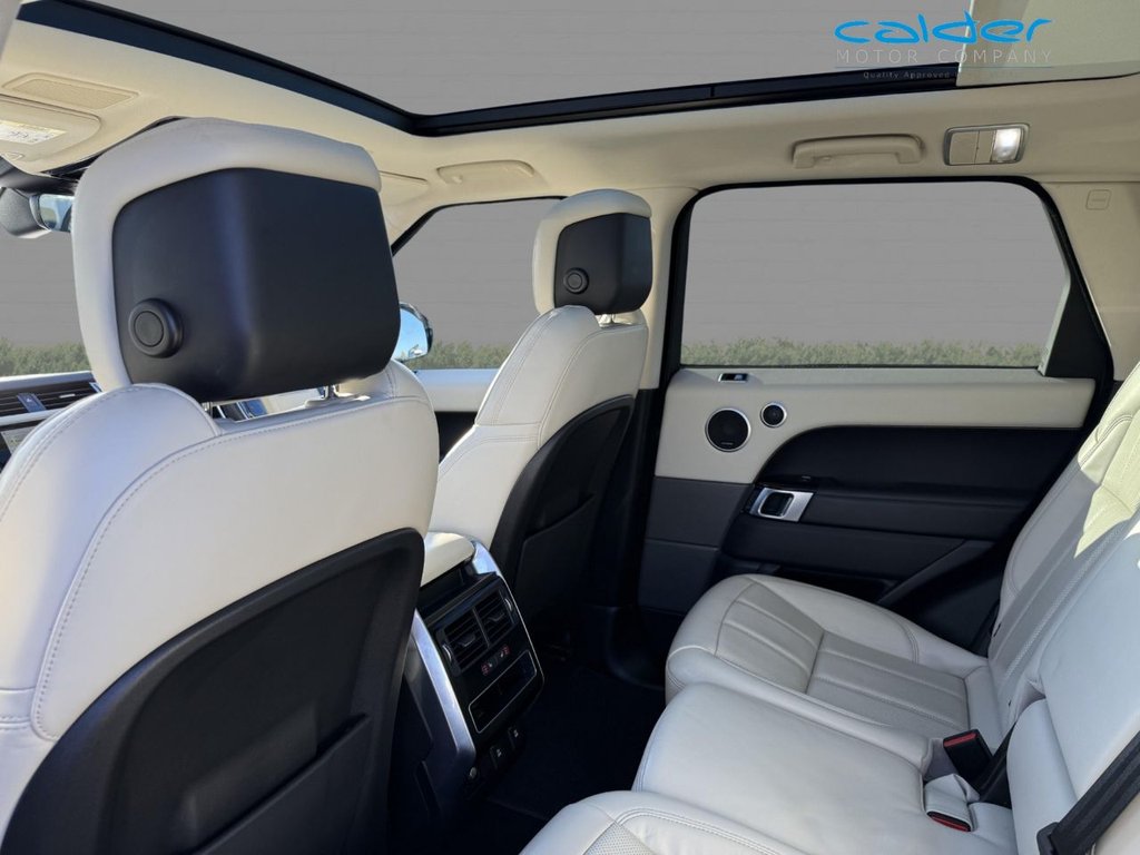 Used Land Rover Range Rover Sport 2021 for sale - 76266887: Photo 32