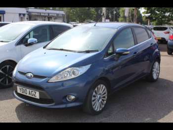 2010 (10) - 1.6 Titanium 5dr