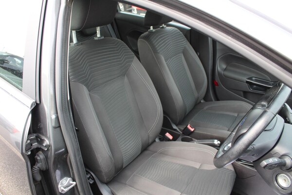 Used Ford Fiesta 2015 for sale - 76247002: Photo 20