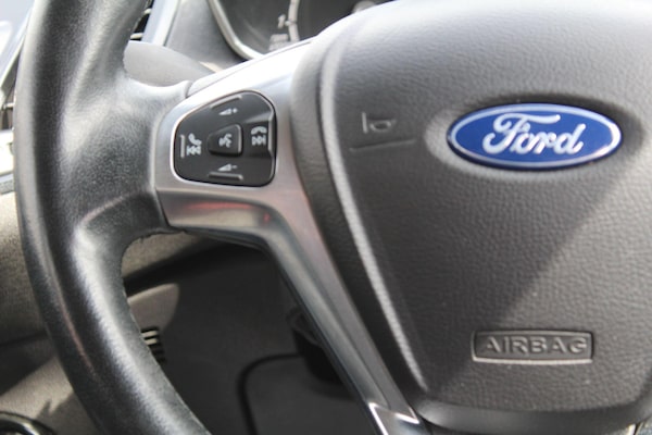 Used Ford Fiesta 2015 for sale - 76247002: Photo 26