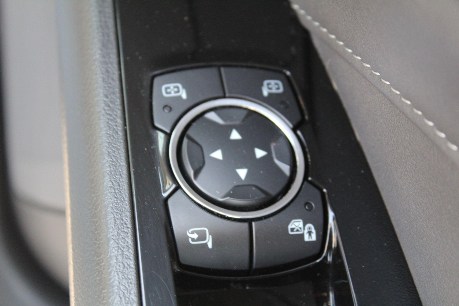 Used Ford Mondeo 2019 for sale - 76441040: Photo 18