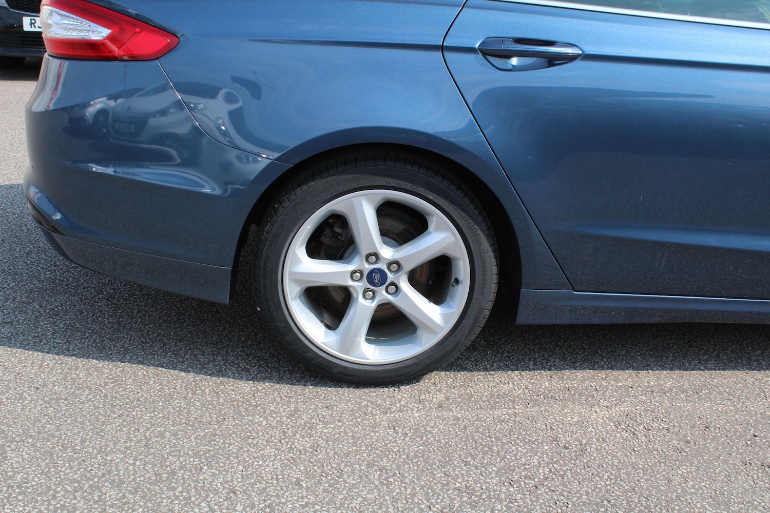 Used Ford Mondeo 2019 for sale - 76441040: Photo 24