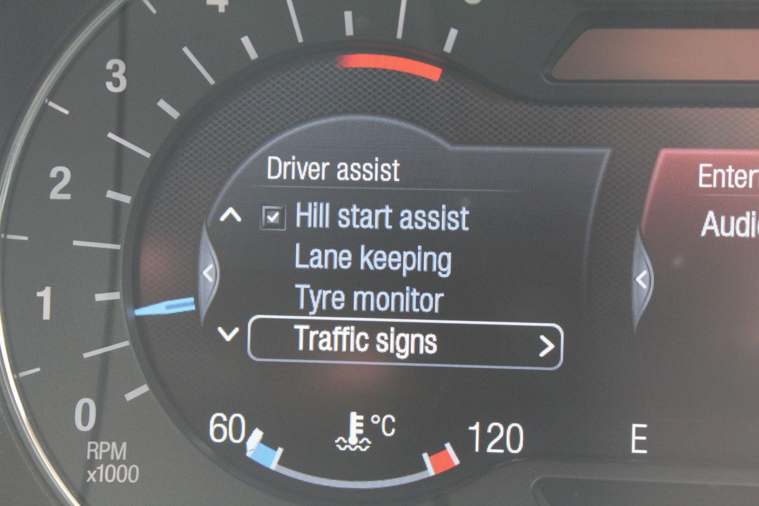 Used Ford Mondeo 2019 for sale - 76441040: Photo 40