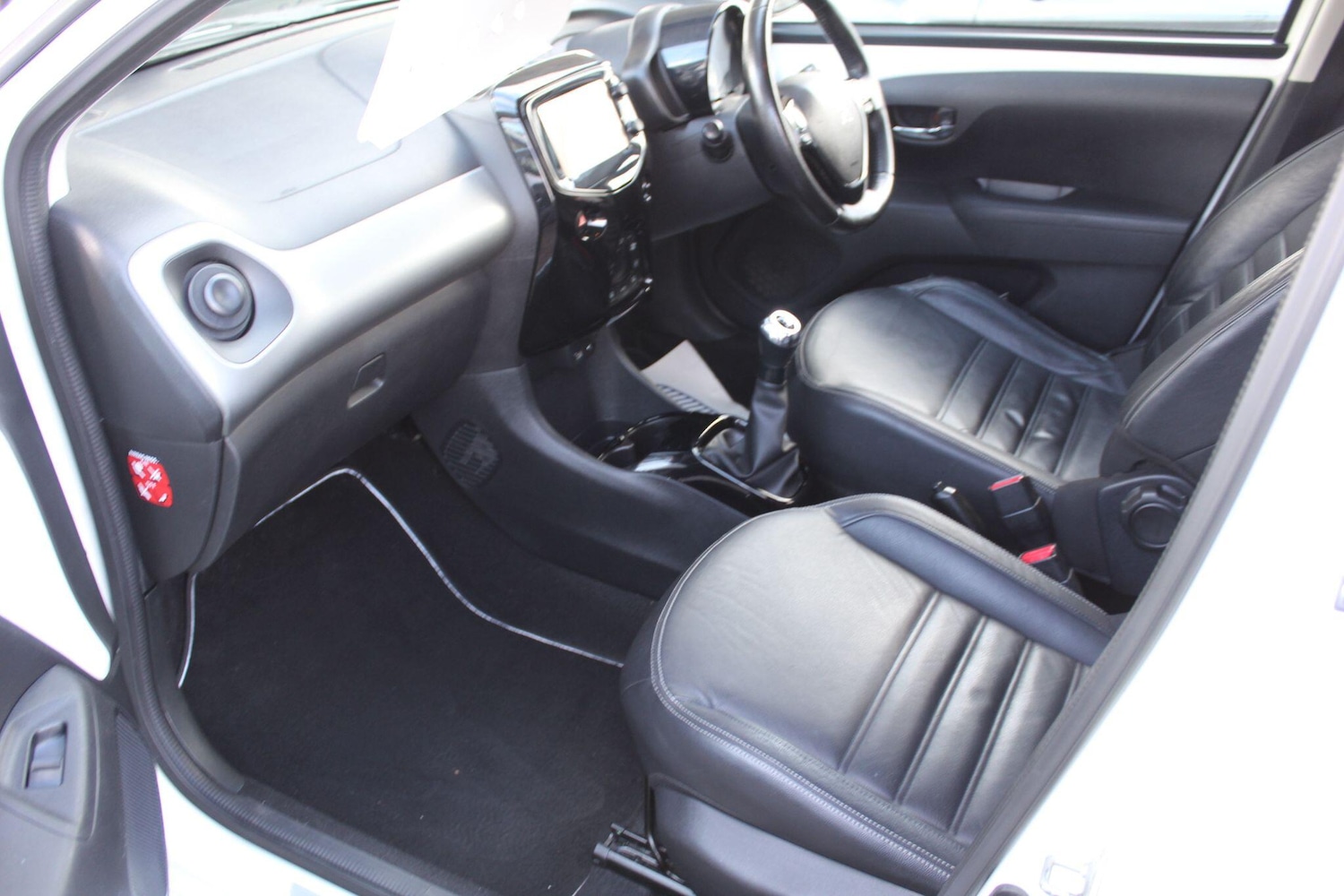 Used Peugeot 108 2016 for sale - 76001236: Photo 7