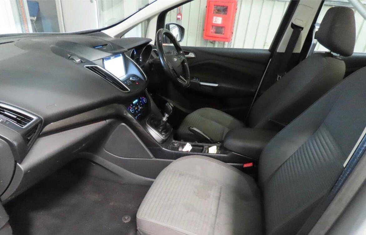 Used Ford Grand C-Max 2017 for sale - 77559914: Photo 2