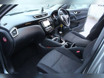 Used Nissan Qashqai 2017 for sale - 77598155: Photo