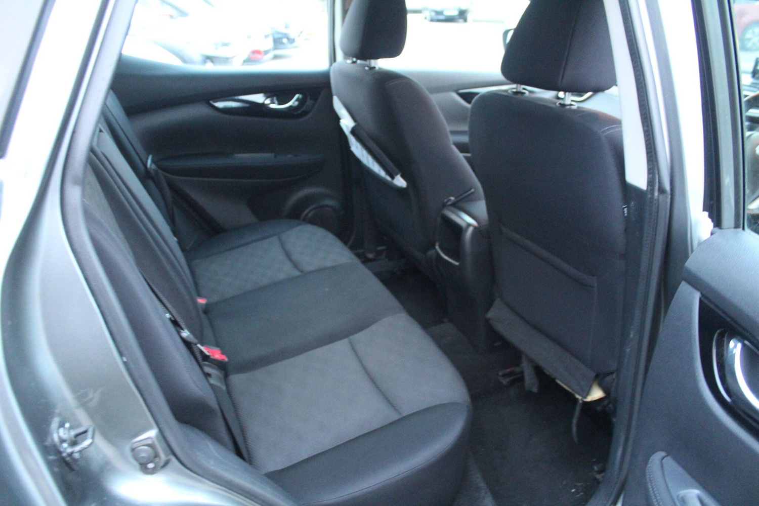 Used Nissan Qashqai 2017 for sale - 77598155: Photo 4