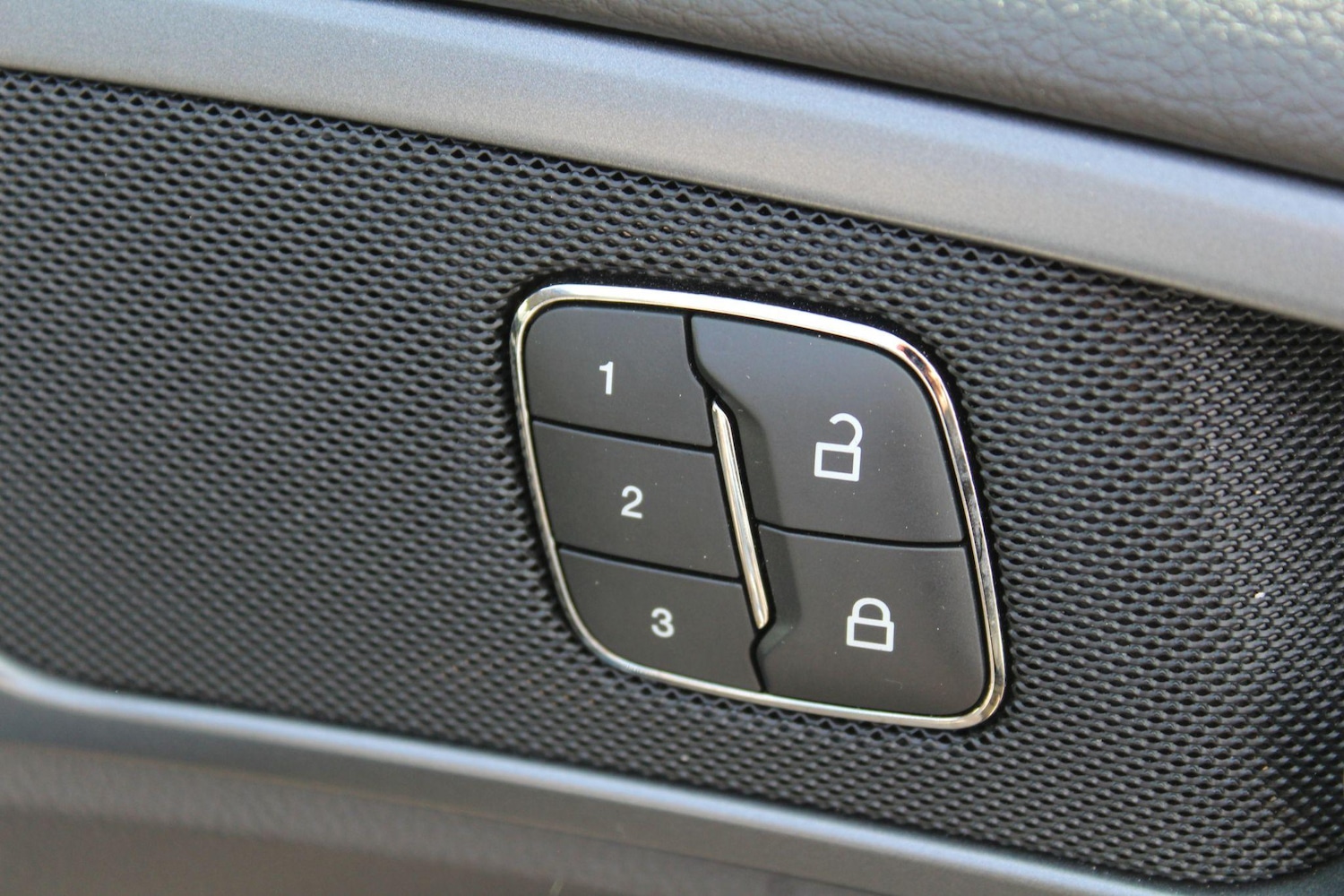 Used Ford Mondeo 2019 for sale - 76990521: Photo 30