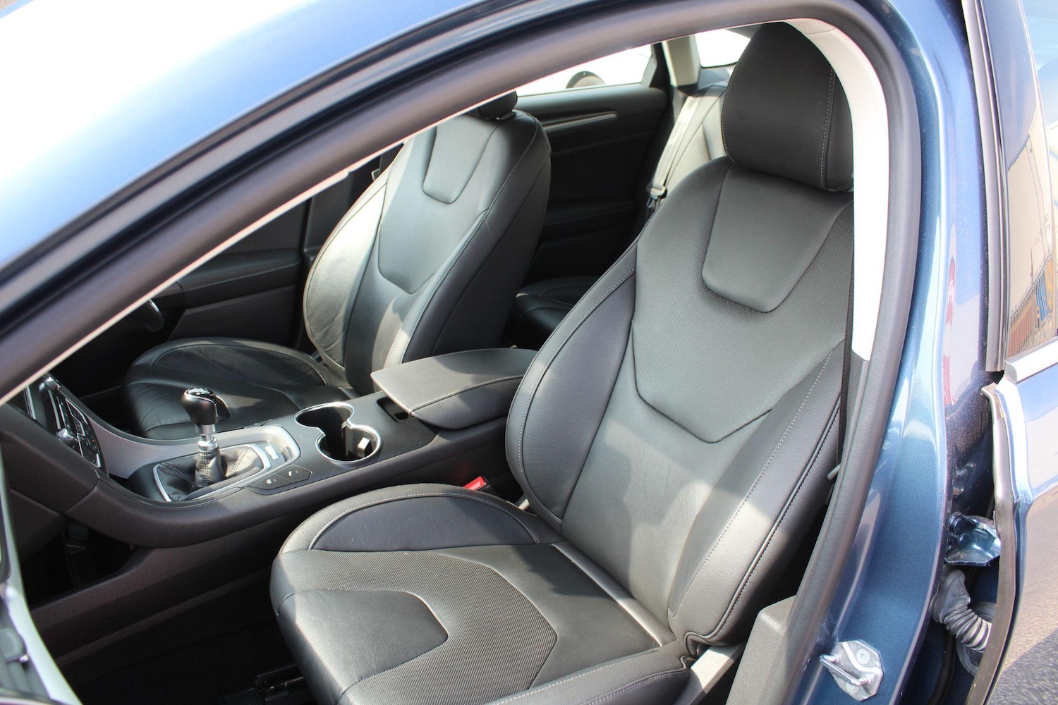 Used Ford Mondeo 2019 for sale - 76990521: Photo 35