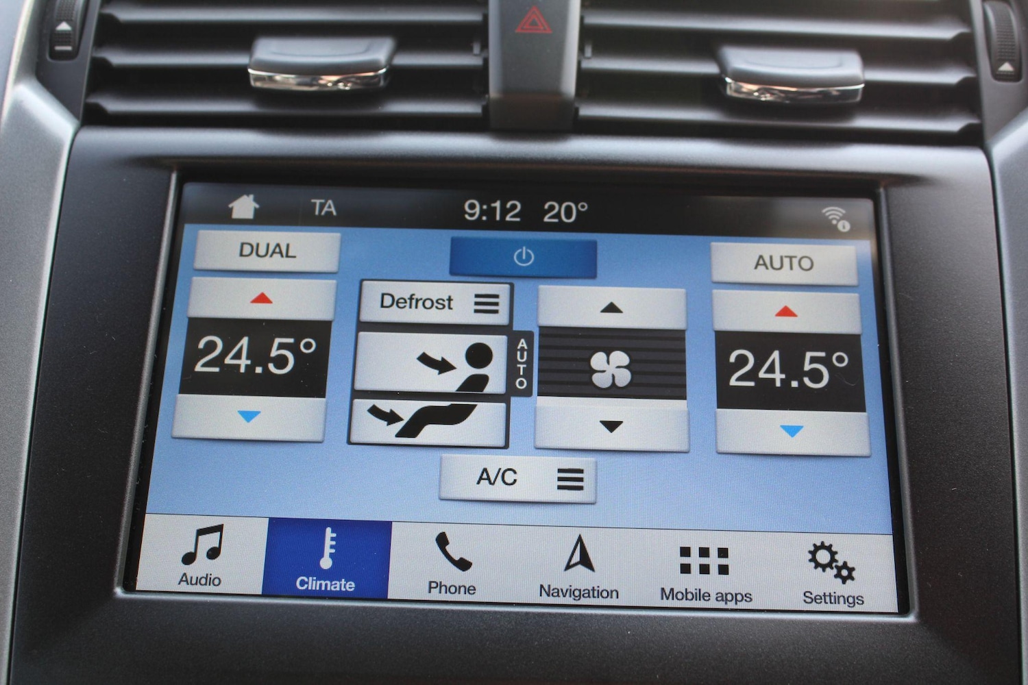 Used Ford Mondeo 2019 for sale - 76990521: Photo 44