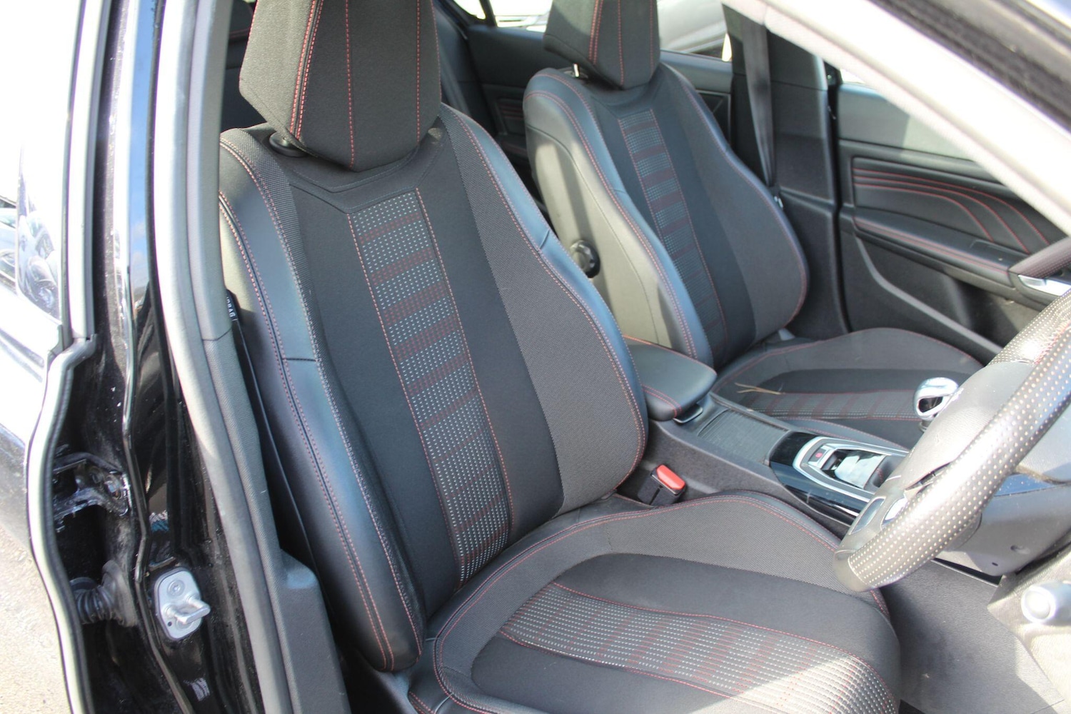 Used Peugeot 308 2019 for sale - 77279585: Photo 29