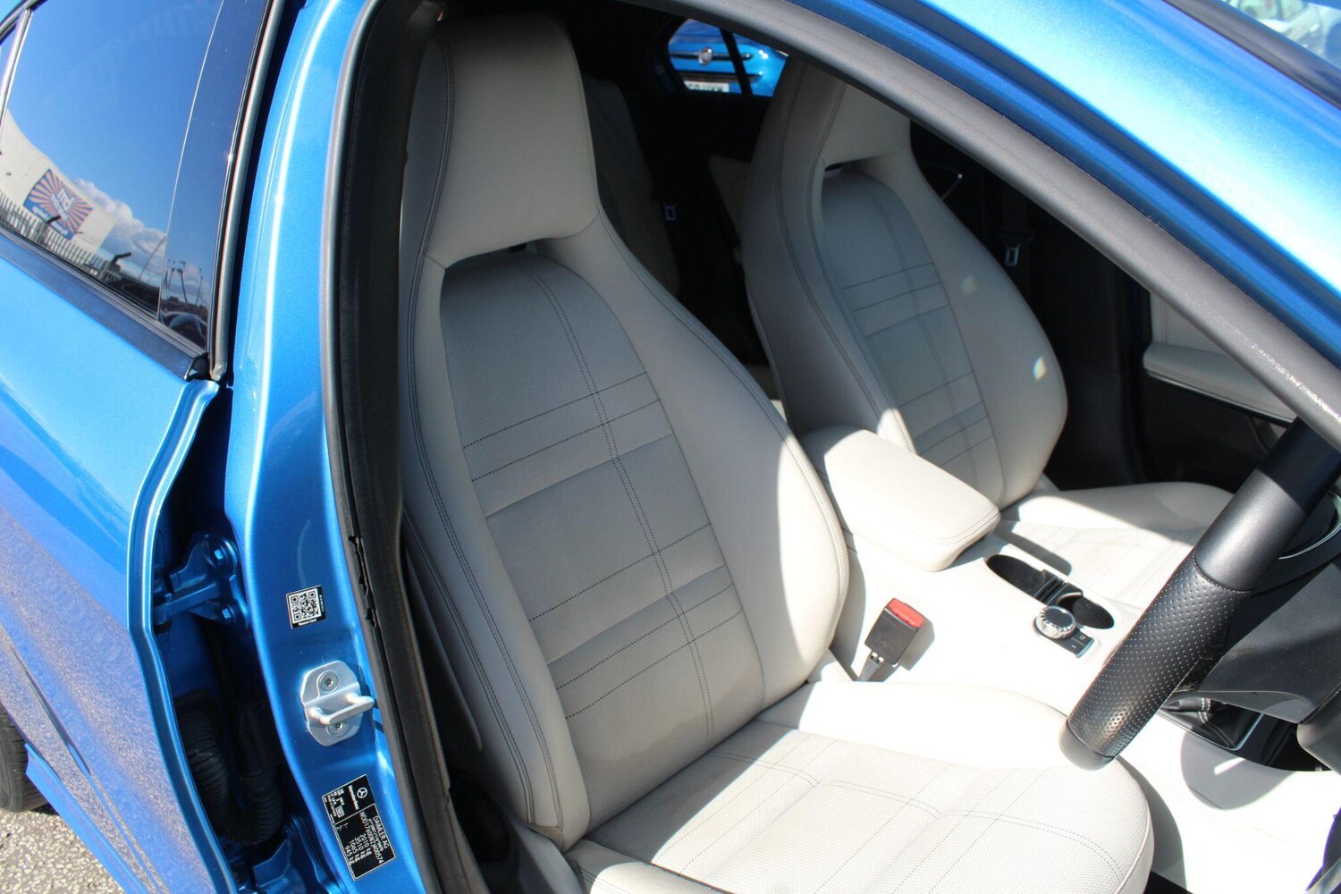 Used Mercedes-Benz A-Class 2015 for sale - 75977532: Photo 25