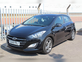 Used Hyundai i30 2016 for sale - 79202225: Photo