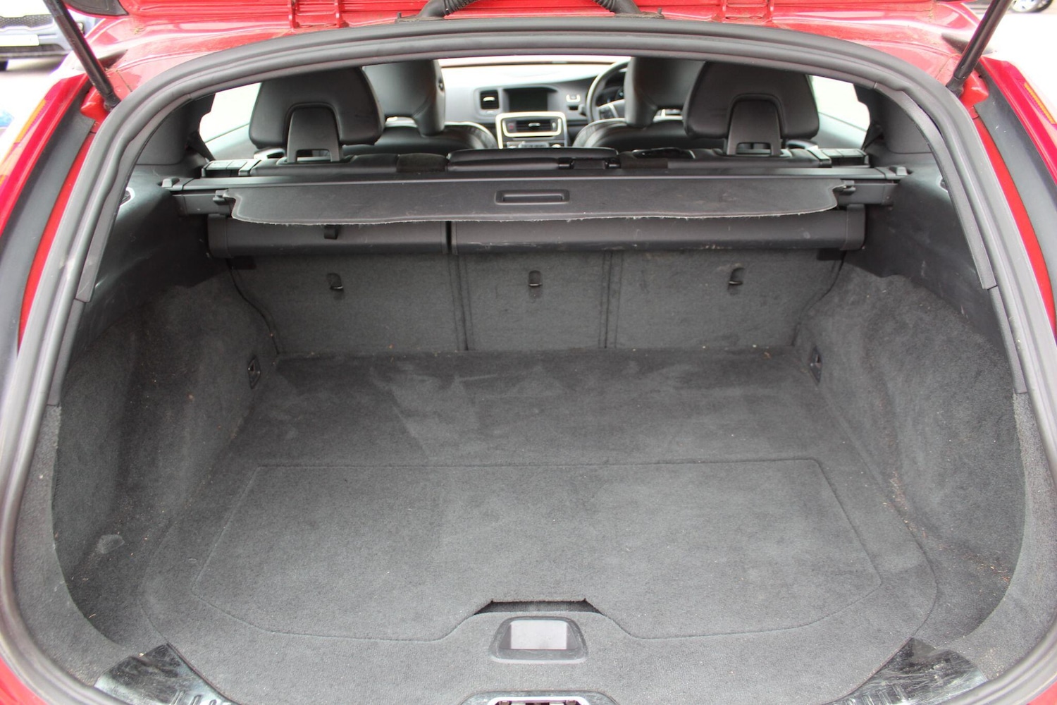 Used Volvo V60 2013 for sale - 76109000: Photo 7
