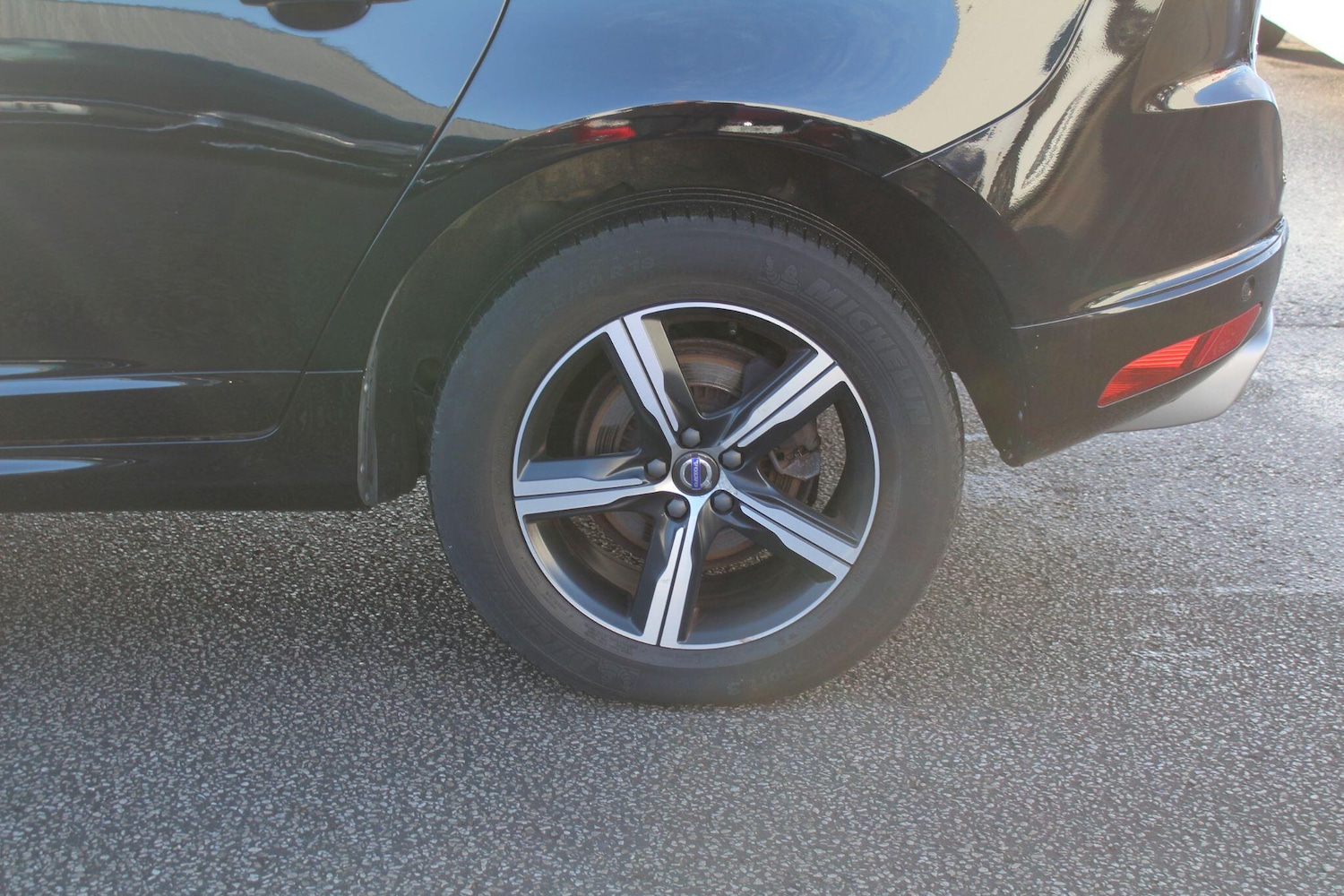 Used Volvo XC60 2017 for sale - 76409001: Photo 16