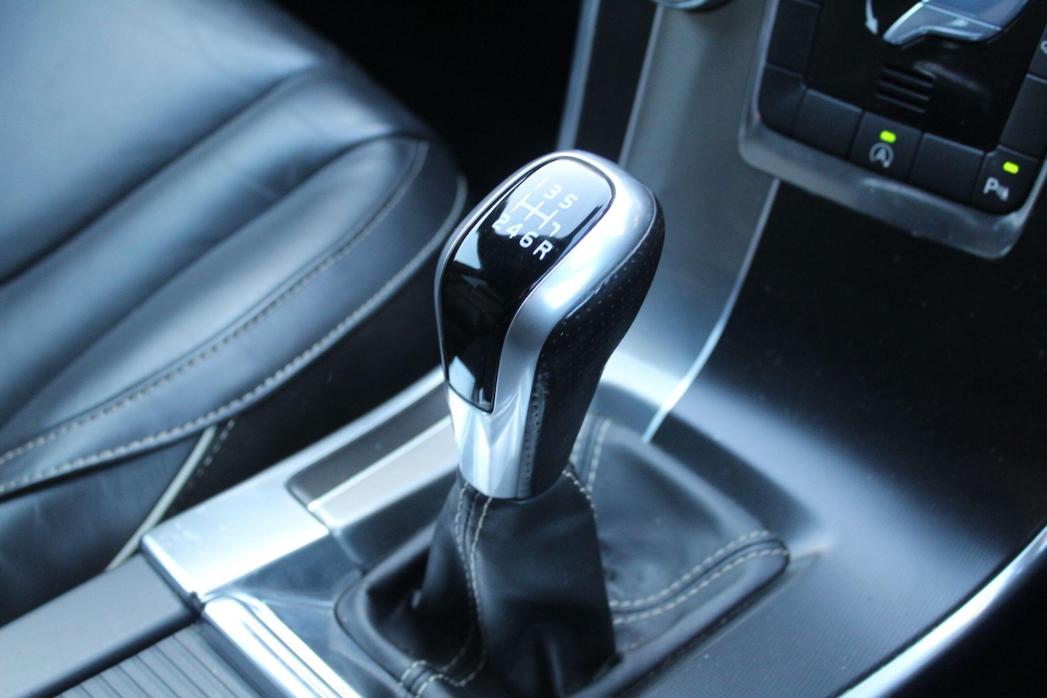 Used Volvo XC60 2017 for sale - 76409001: Photo 18