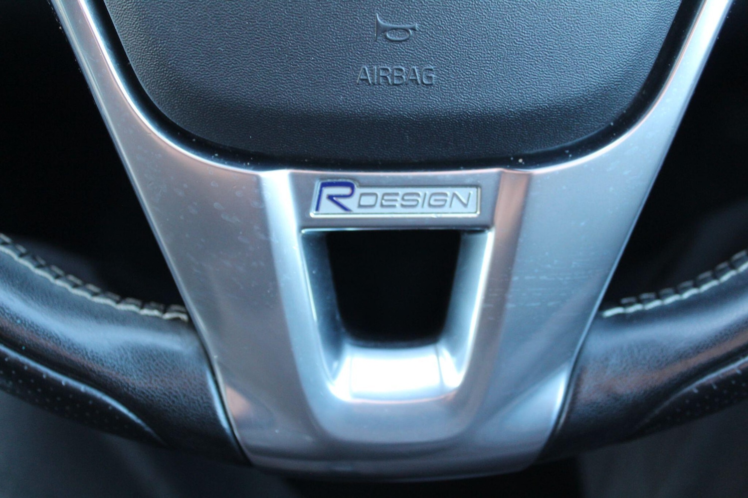 Used Volvo XC60 2017 for sale - 76409001: Photo 44