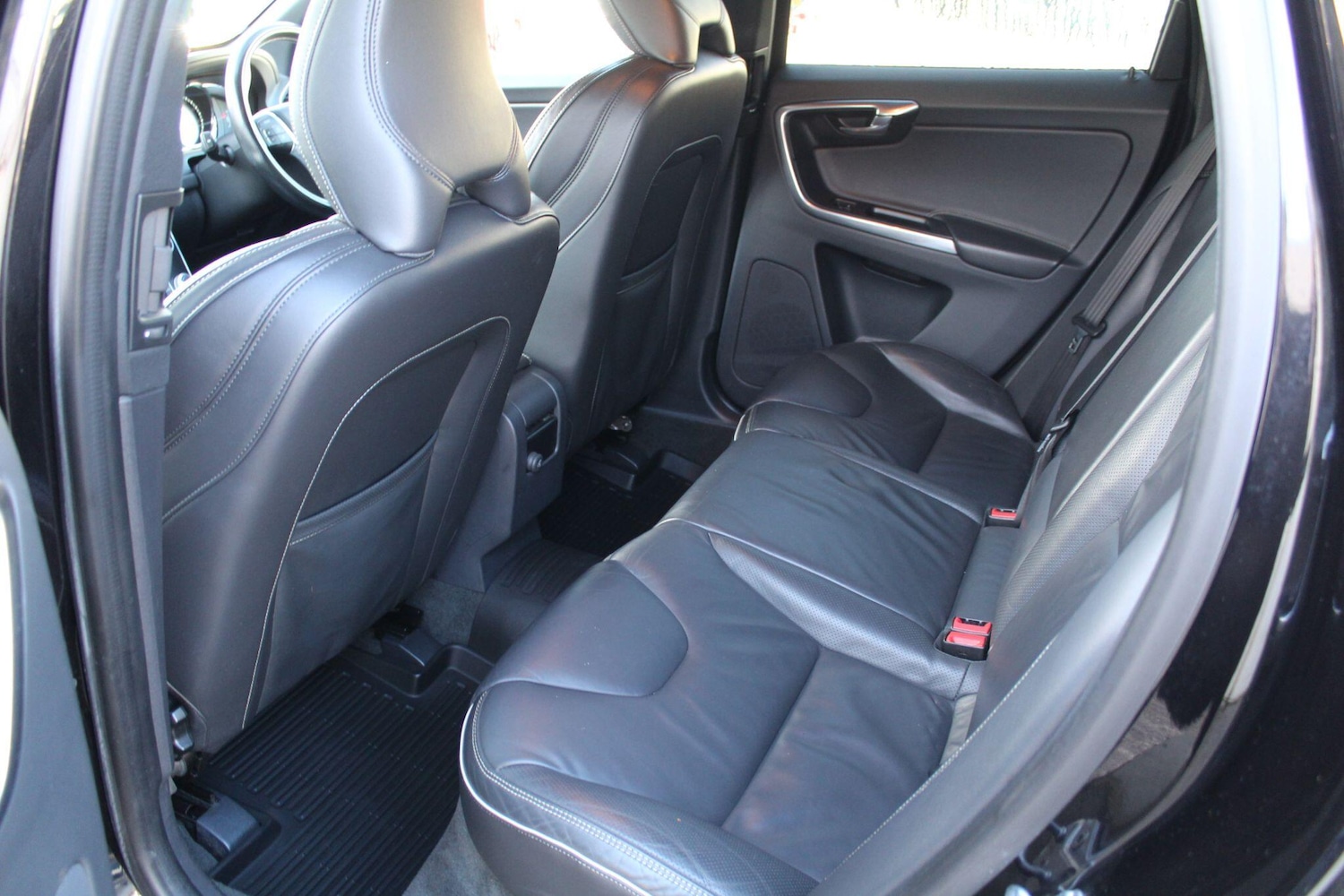 Used Volvo XC60 2017 for sale - 76409001: Photo 48