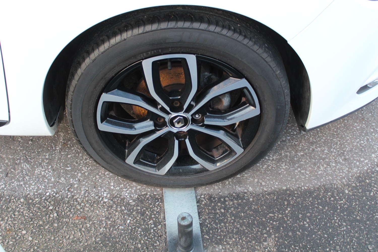 Used Renault Clio 2019 for sale - 76994469: Photo 14