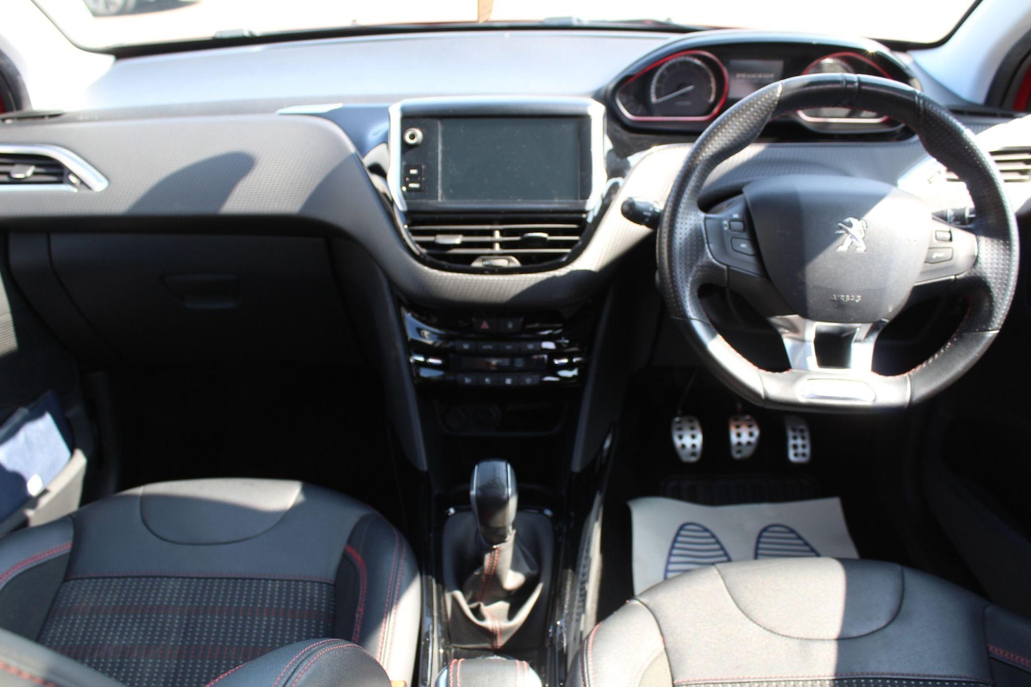 Used Peugeot 2008 2017 for sale - 76336345: Photo 50