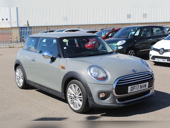 Used MINI Hatch 2017 for sale - 75707392: Photo