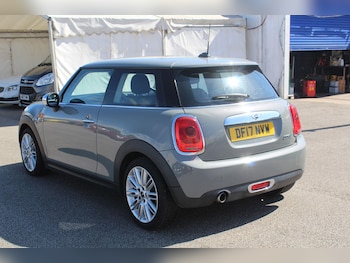 Used MINI Hatch 2017 for sale - 75707392: Photo
