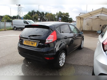Used Ford Fiesta 2016 for sale - 79533156: Photo