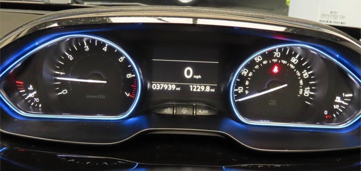 Used Peugeot 2008 for sale - 77809112: Photo 3