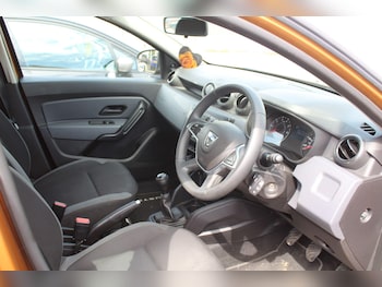 Used Dacia Duster 2020 for sale - 79349211: Photo