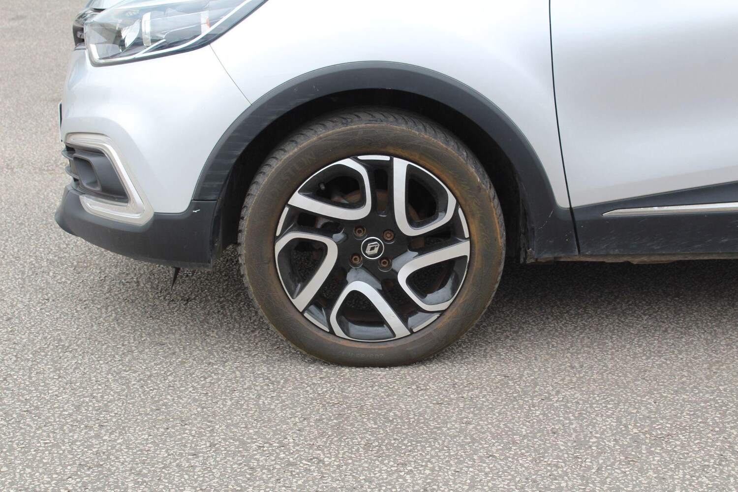 Used Renault Captur 2019 for sale - 76226663: Photo 9