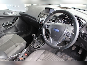 Used Ford Fiesta 2016 for sale - 78922590: Photo