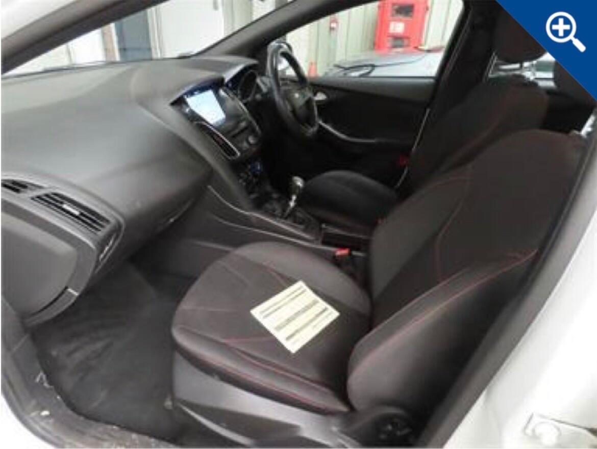 Used Ford Focus for sale - 77823838: Photo 2