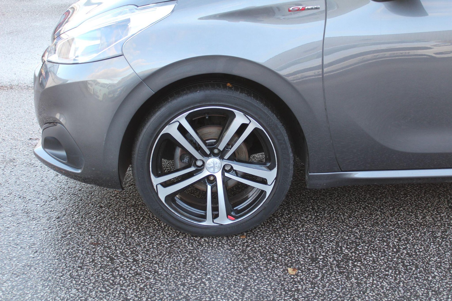 Used Peugeot 208 2018 for sale - 76388307: Photo 18