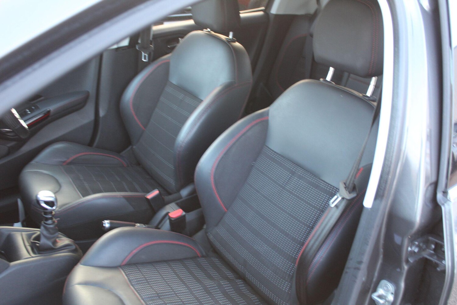 Used Peugeot 208 2018 for sale - 76388307: Photo 26