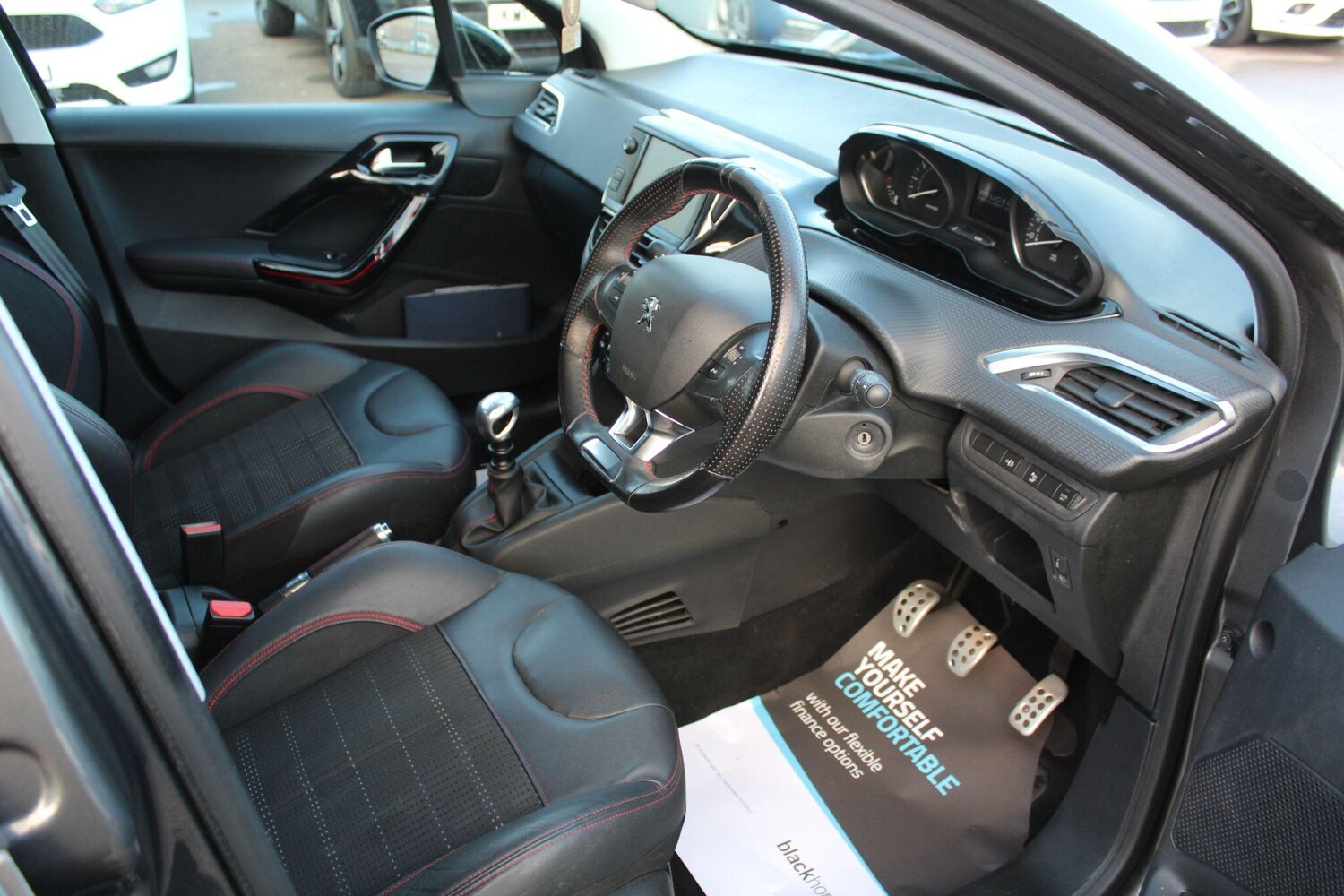 Used Peugeot 208 2018 for sale - 76388307: Photo 28