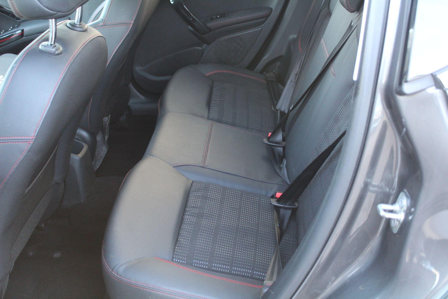 Used Peugeot 208 2018 for sale - 76388307: Photo 46