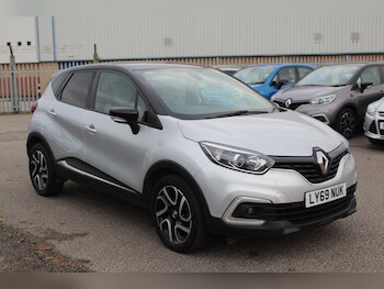 Used Renault Captur 2019 for sale - 76998938: Photo