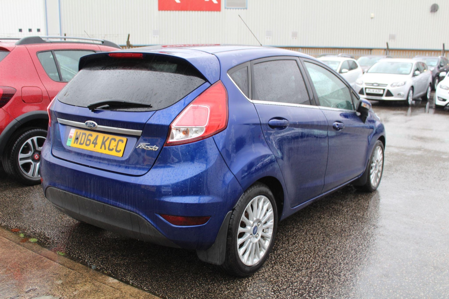 Used Ford Fiesta 2015 for sale - 76584202: Photo 2