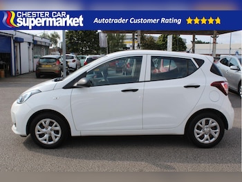 Used Hyundai i10 2018 for sale - 75214436: Photo